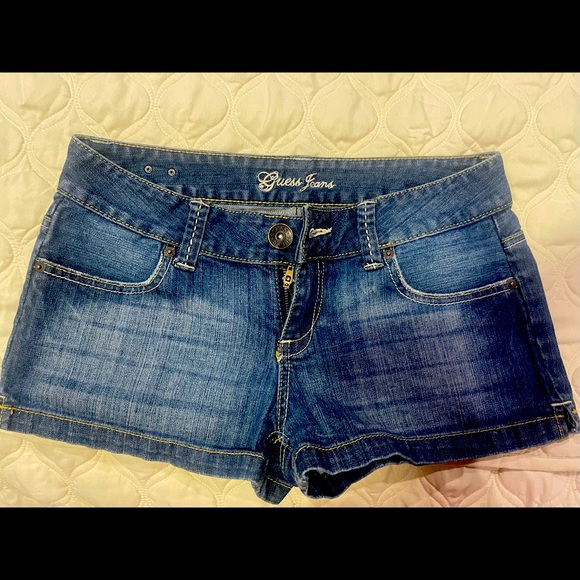 Guess shorts - Picture 1 of 2